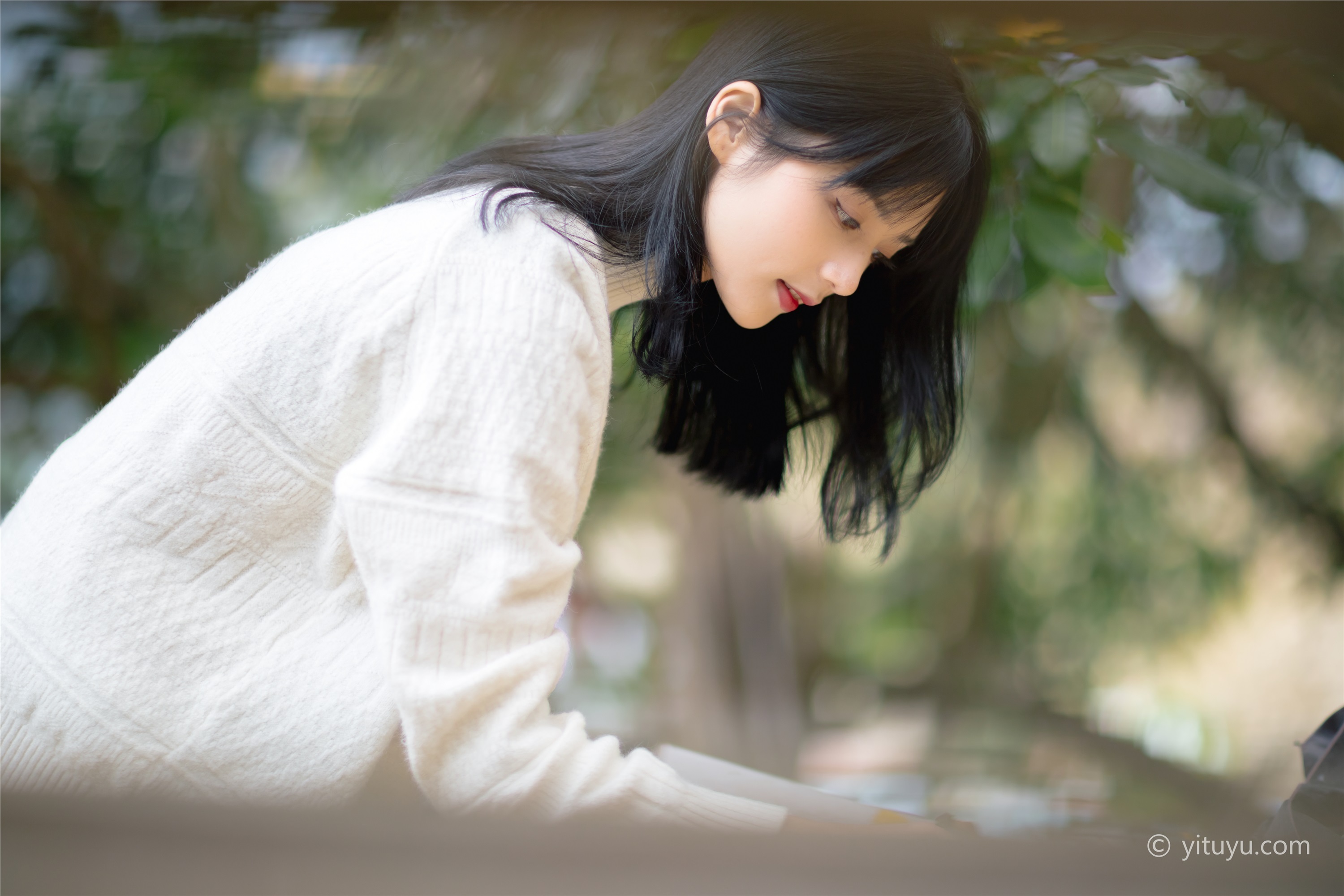 YITUYU艺图语 2021.08.14 银杏之恋 雨文